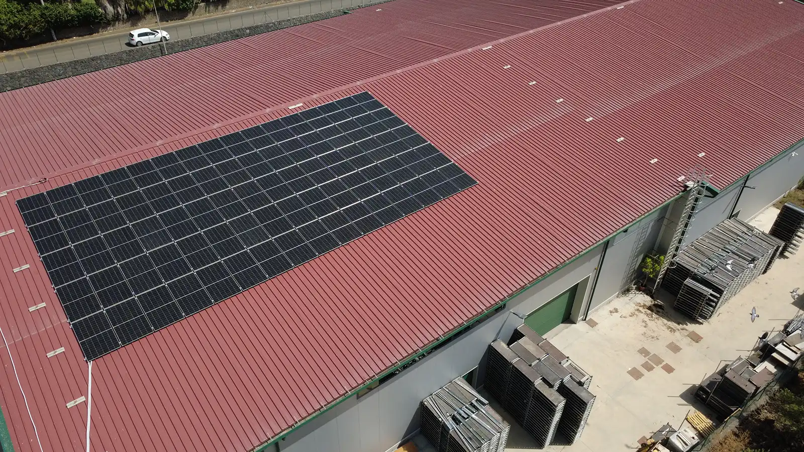 Siagri Service progettazione e realizzazione impianto fotovoltaico da 40kWp + 40kWh 03